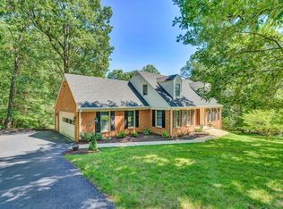 43 Nottingham Ln, Blue Ridge, VA 24064