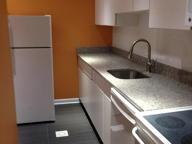 Sink has garbage disposal.