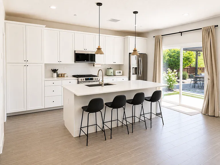 1804 N Preuss Ave — Photo 4
