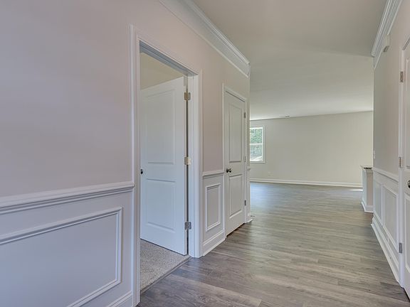 4th image of 3225 Trotter Ct