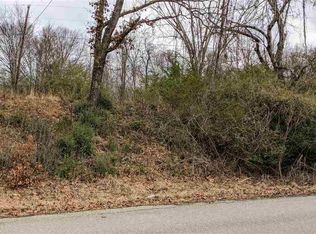 423 Old Pinson Rd, Jackson, TN 38301