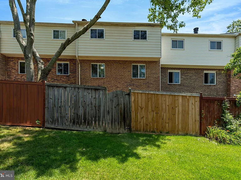 7065 Leewood Forest Dr — Photo 59