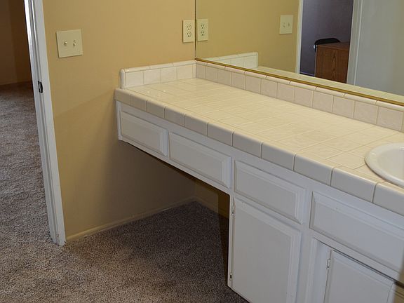 3rd image of 14580 Sandrock Dr