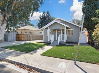422 N California Ave, Oakdale, CA 95361