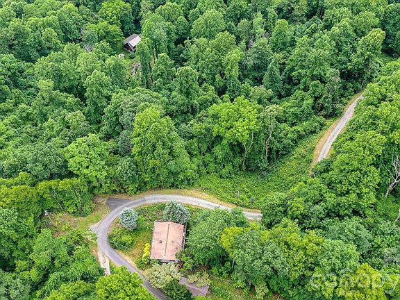 4th image of 99999 Secluded Valley Rd