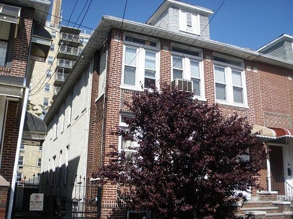 4th image of 659 Rockaway Pkwy