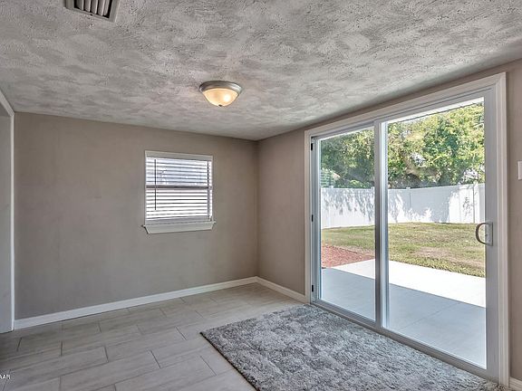 5th image of 48 River Shore Dr
