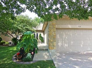4126 SW Minnesota Dr, Lees Summit, MO 64082
