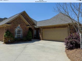4400 Parkwood Cir, Trussville, AL 35173