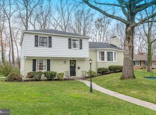 204 Charmuth Rd, Lutherville Timonium, MD 21093