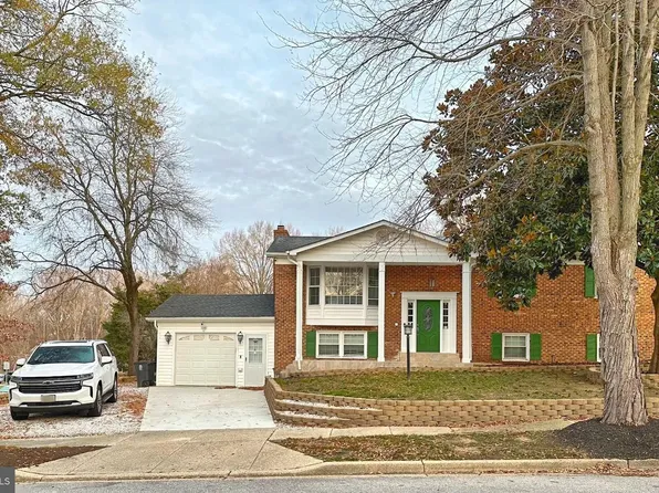 10800 Knoll Ct, Upper Marlboro, MD 20772