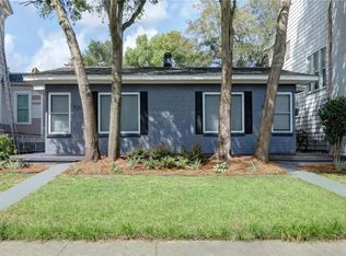732 E Henry St, Savannah, GA 31401