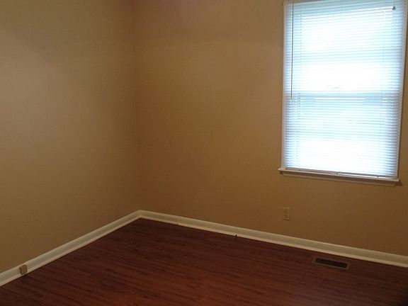 5th image of 22269 Green Vlg