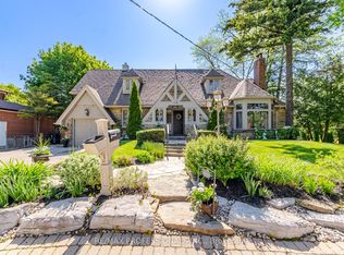 1114 Kipling Ave, Toronto, ON M9B 3M5