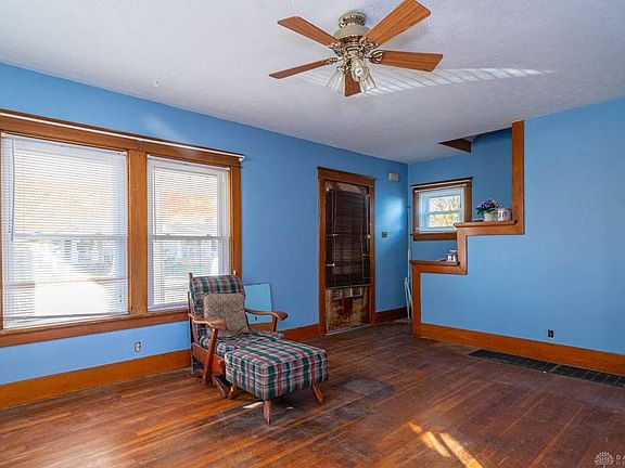5th image of 1644 Westona Dr