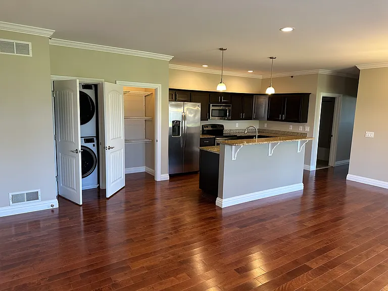 7809 Merrick Rd #302 — Photo 10