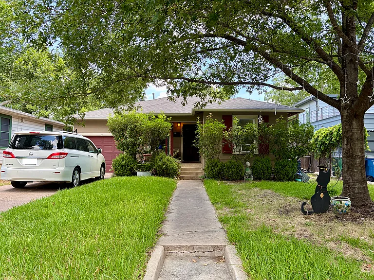 1510 W Saint Johns Ave — Photo 2