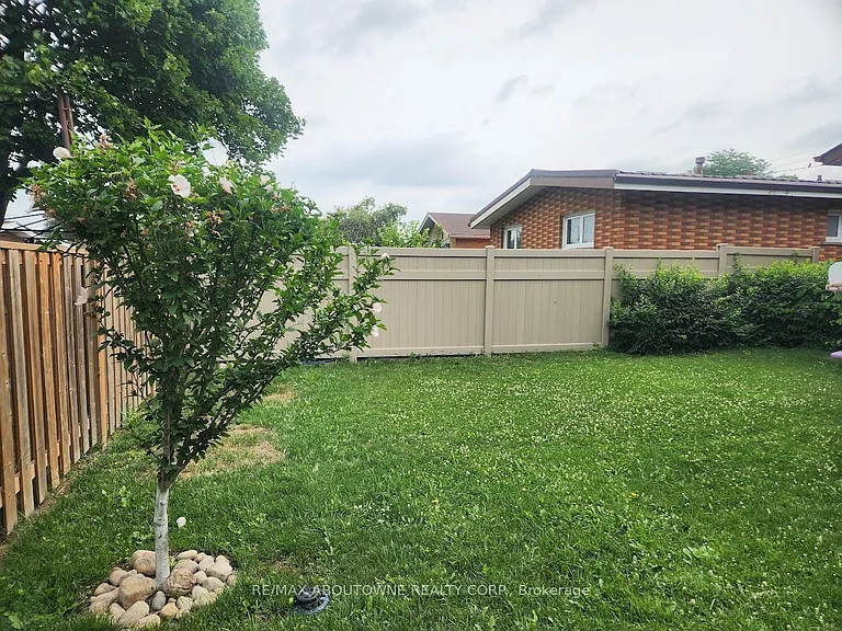 18 Greeningdon Dr #LOWER — Photo 20