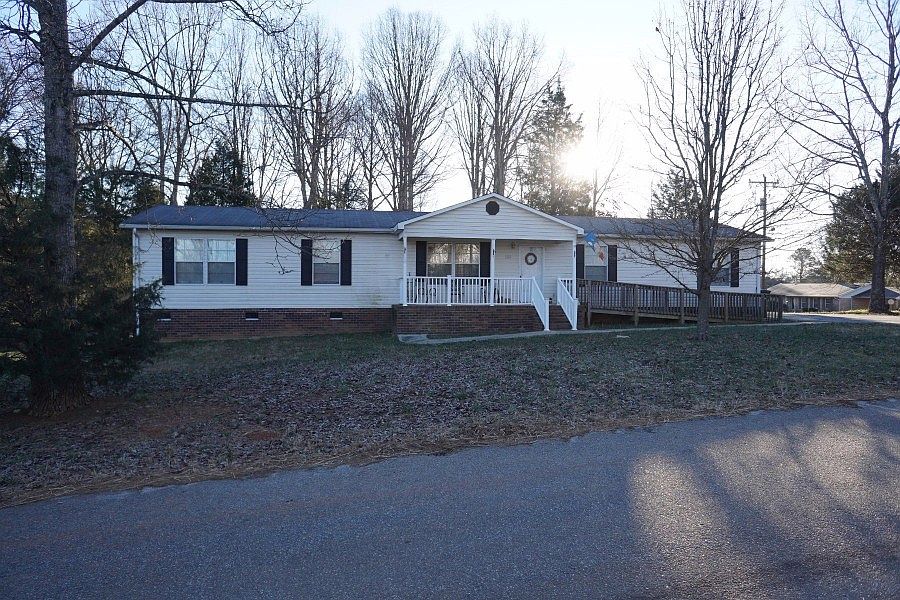 1st image of 1268 27th Street Dr SE