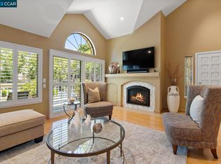 345 Beacon Ridge Ln, Walnut Creek, CA 94597