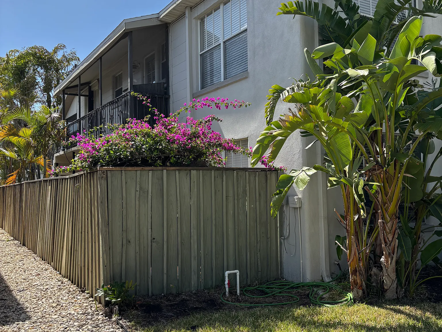 1 bed, 700 sqft, $1,695 — Photo 2