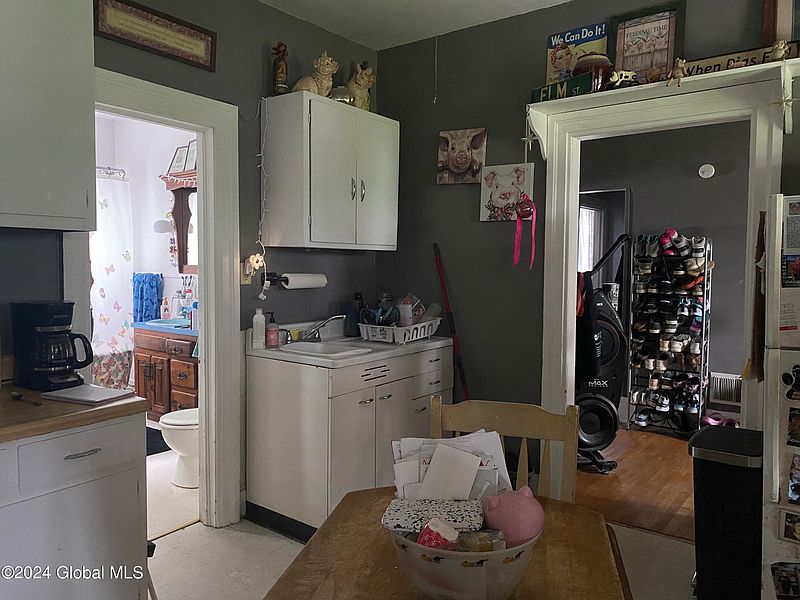 4th image of 185 Cliff Street