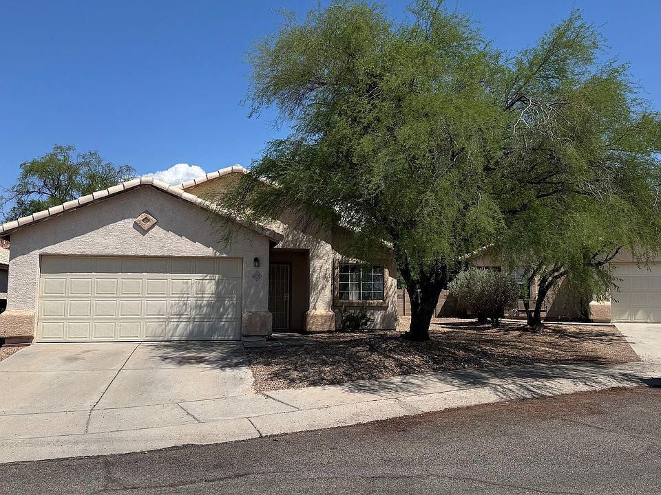 1st image of 4458 W Holly Berry Way