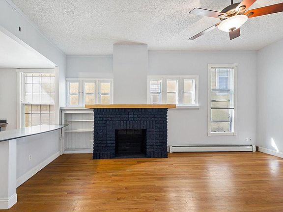 4th image of 2635 Pillsbury Ave S APT 1