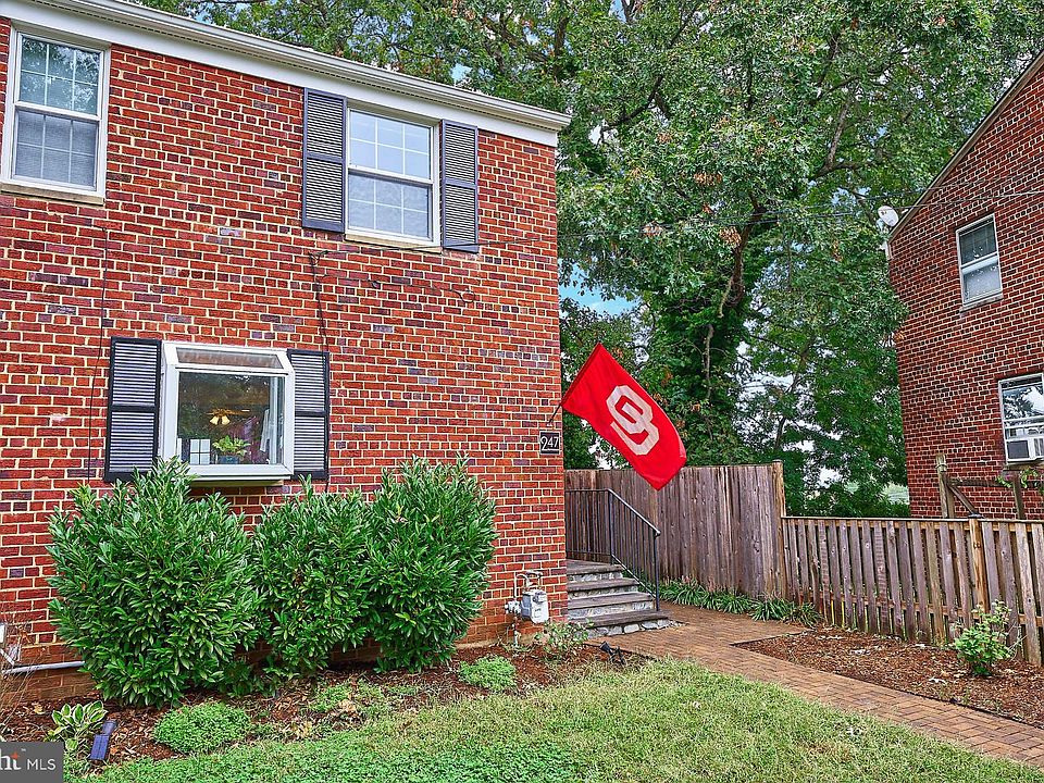 1st image of 247 Tennessee Ave