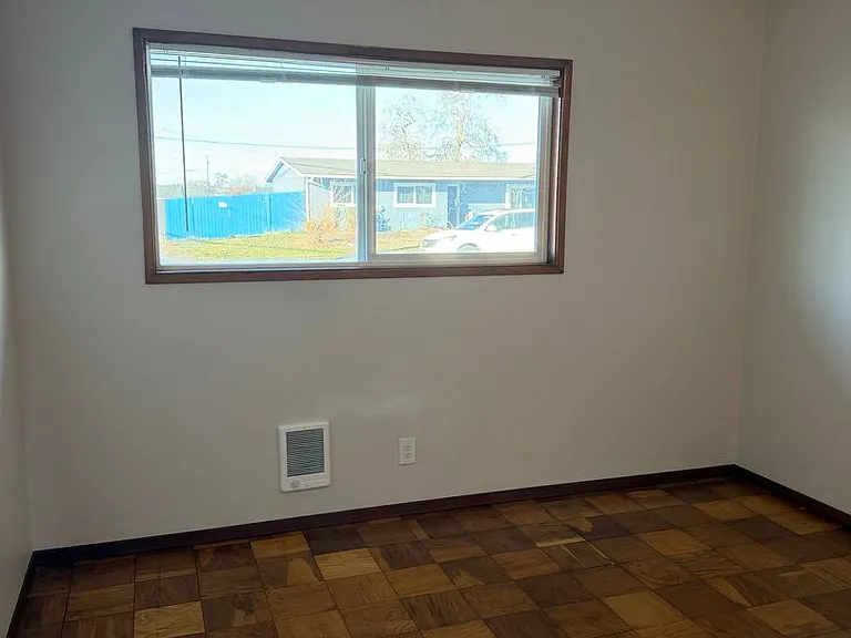 8915 Travis Dr #B — Photo 15