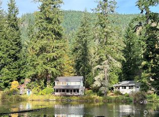 18302 E Spring Lake Rd, Arlington, WA 98223