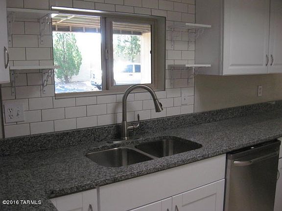 3rd image of 2079 N Camino Alicante