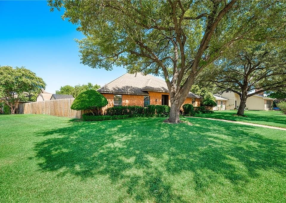 1st image of 2306 Brookdale Ln