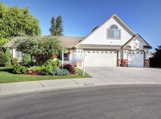 1725 N Man O War Pl, Meridian, ID 83646