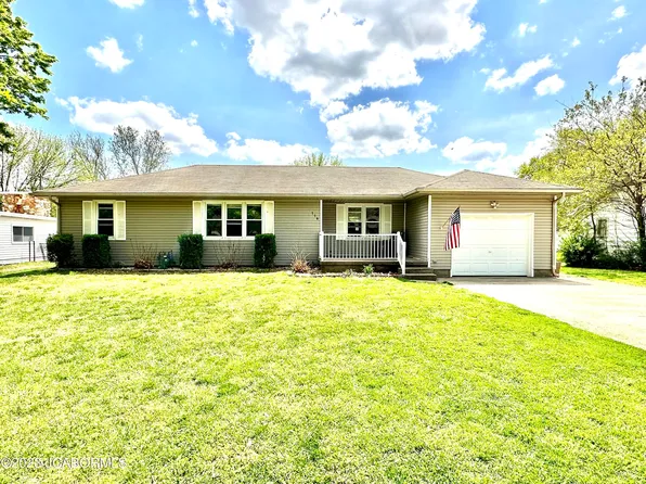 116 Center St, Tipton, MO 65081