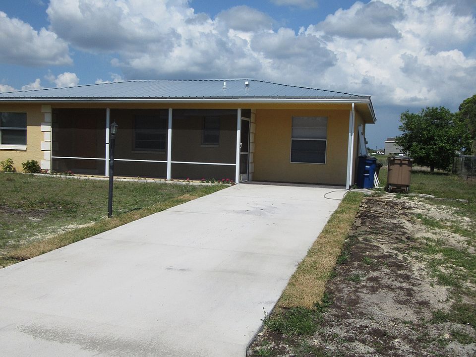1st image of 464 Valley Dr
