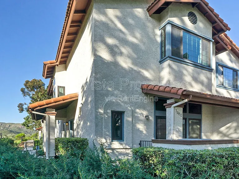 7960 Mission Vista Dr — Photo 2