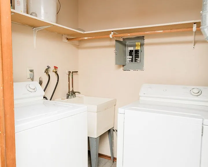 3320 Randolph Pl — Photo 21