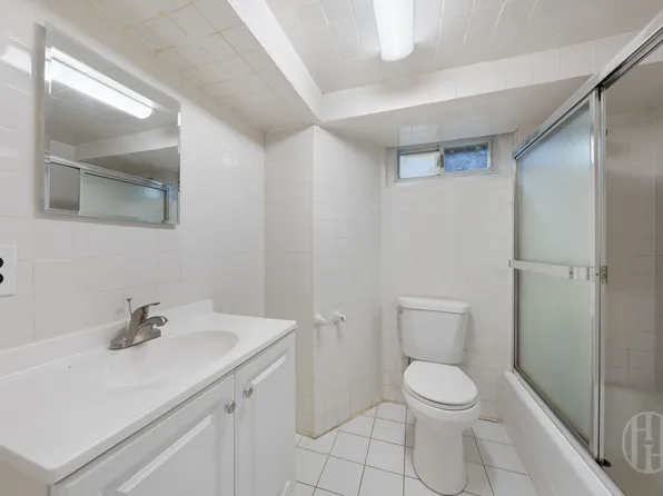 246-14 137th Road image 24 of 26