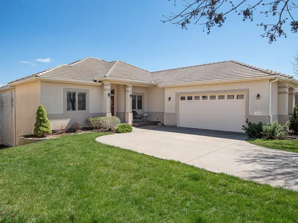 1548 Fountain Dr, Lawrence, KS 66047