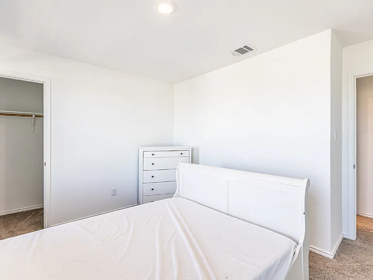 4310 Fluvial Cir — Photo 30