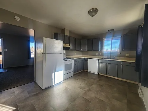 91 Lansing St — Photo 3