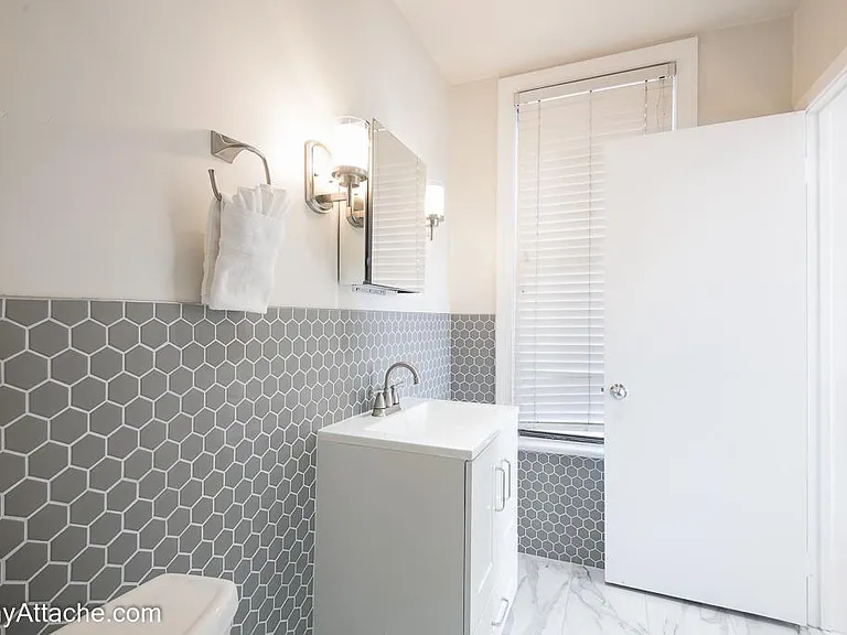 1822 15th St NW #301 — Photo 9