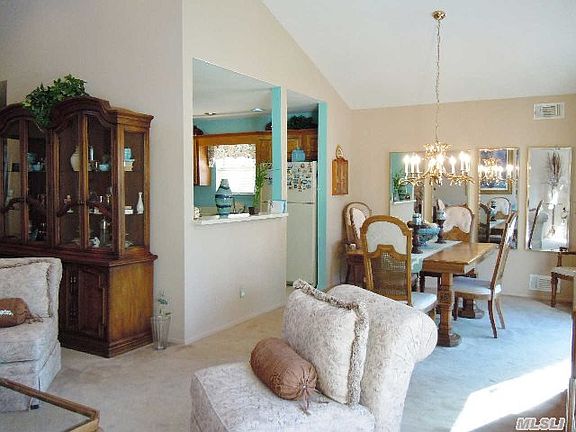 4th image of 129 Dorado Ct S