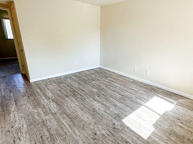 Mountain Vista Apartments — Photo 35