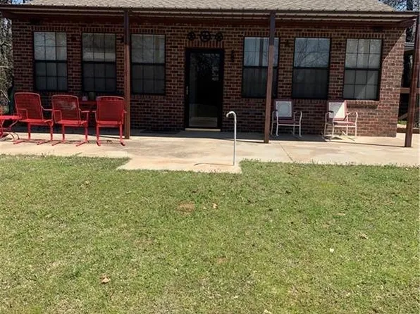 115465 S 4302nd Rd, Porum, OK 74455