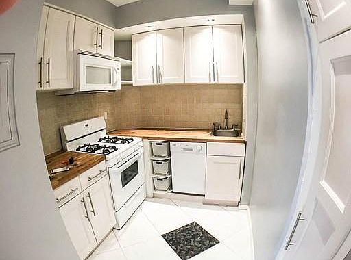 2nd image of 13 Radcliffe Rd #2