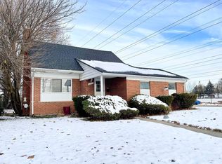 12531 Common Rd, Warren, MI 48093