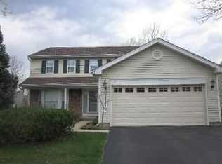 1210 Brookstone Dr, Carol Stream, IL 60188