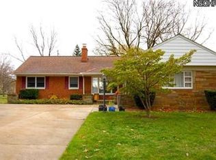 5742 Alberta Dr, Lyndhurst, OH